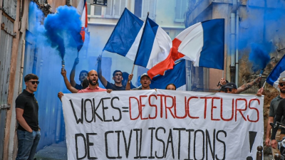 Parmi les manifestants, Jérémie Piano, à gauche. capture d’écran instagram