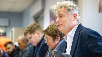 Le secrétaire national dénonce la stratégie du groupe qui consiste à arrêter les investissements sur ses sites avant de les fermer les uns après les autres. PHOTO DR