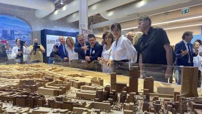 L’exposition « 30 ans, 30 lieux » est accessible gratuitement jusqu’au 31 octobre aux Docks Village. Photo M.M.